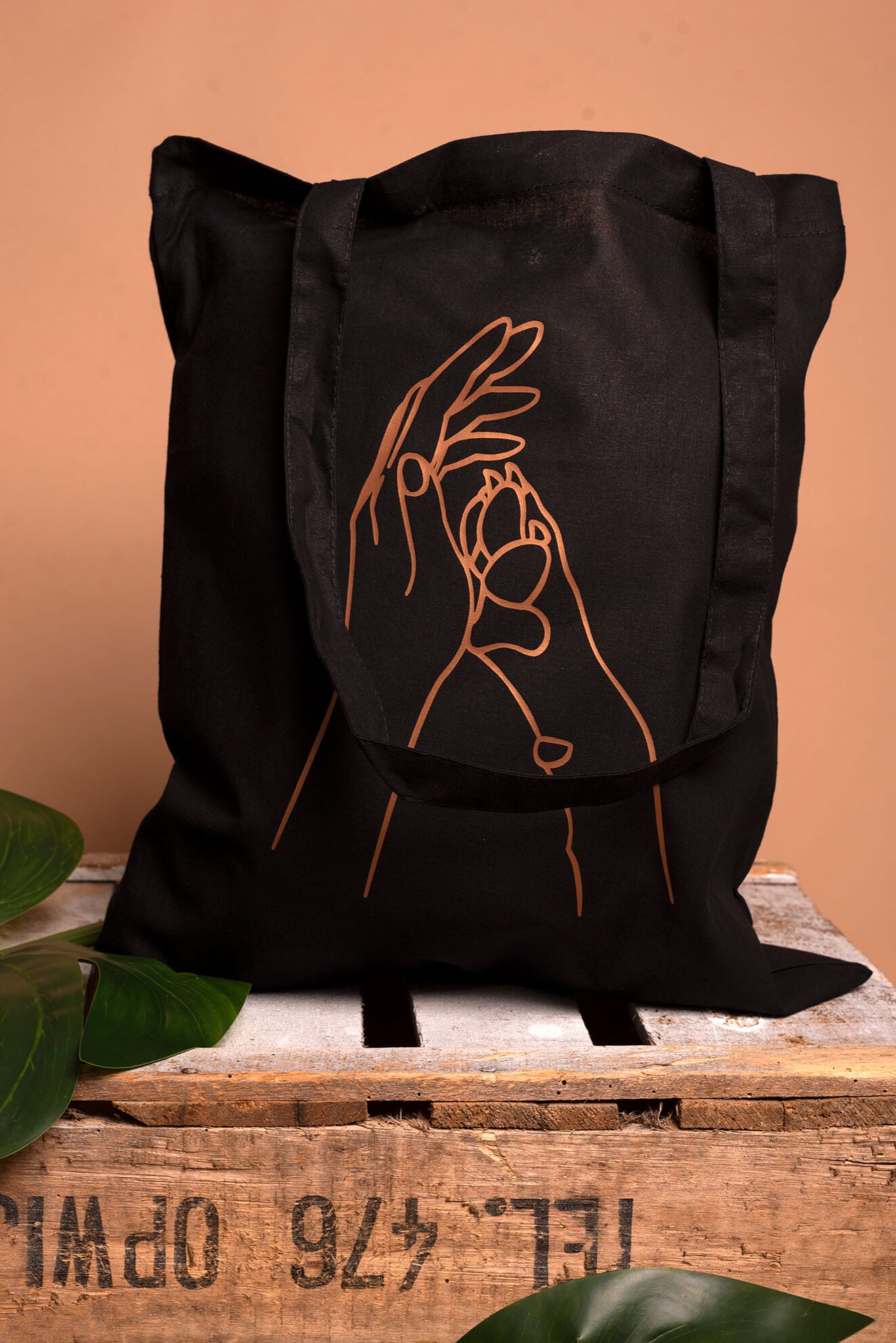 Tote bag